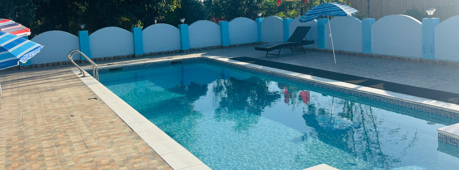 Luzan Farm pool